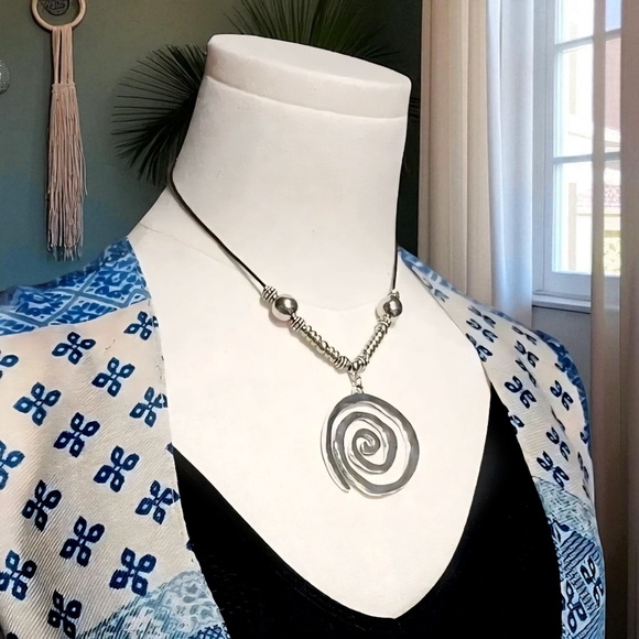 🆕️Statement Boho Chic Silver Trendy Spiral Pendant Necklace & Earrings Set 🌿 - Picture 4 of 11